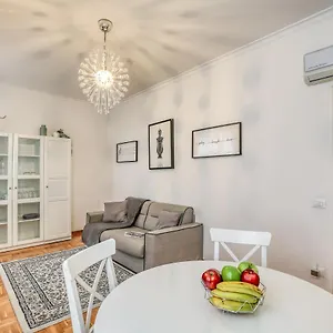 Atrhome Penthouse Frattina Apartamento Roma